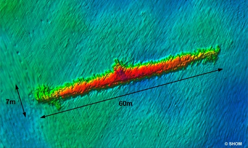 L'U 821 au sonar à balayage latéral